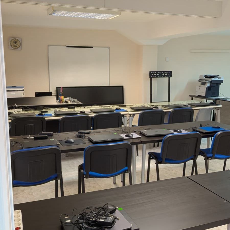 AcademiaLaFont_AlquilerDeAulas_60m-2